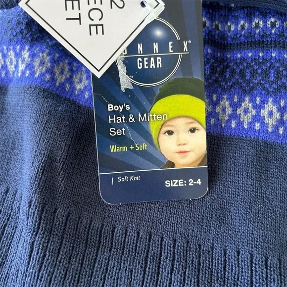NWT Unbranded Boys' Blue Winter Hat & Mitten Set Size 2-4 - Picture 3 of 4